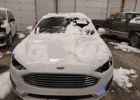 2020 Ford Fusion Sel z USA, uszkodzony, nr VIN 3FA6P0CD1LR130545